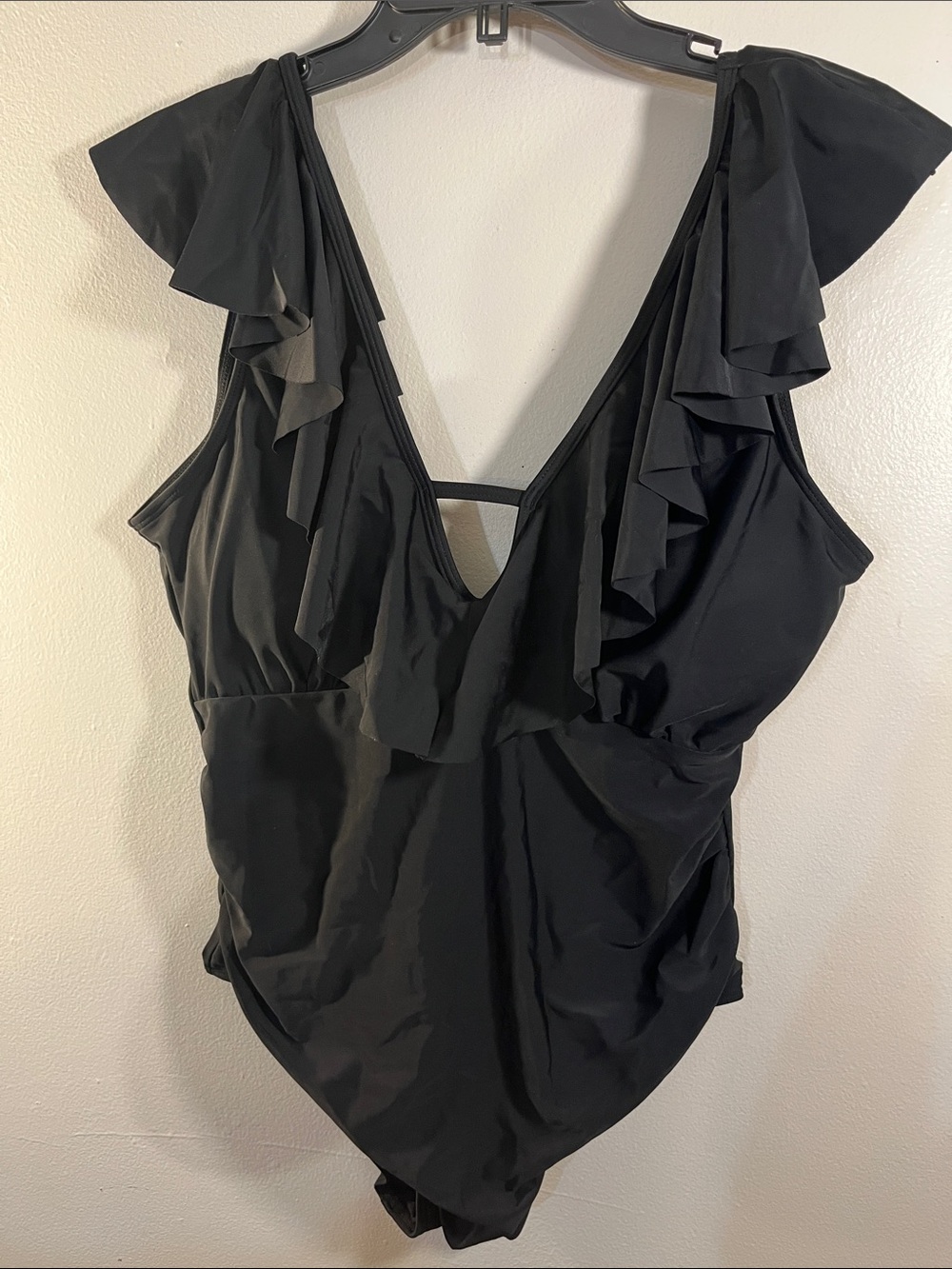 Ruffled V-Neck One-Piece Swimsuit in Black